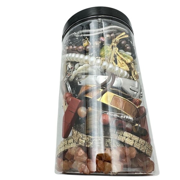 Mystery Jewelry Jar #1052 Wearable Quality Pieces 2lbs Necklace Bracelet Earring - Picture 1 of 4